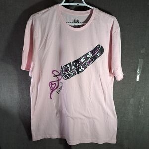 Indigenous Mktg Solutions Pink Shirt Day Be Kind Feather Graphic Tee VG L
